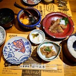 郷土料理 大衆割烹 ほづみ亭 - 