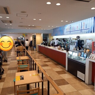 与島PAフードコート_2