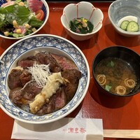 横浜瀬里奈 ステーキドーム -  横浜瀬里奈 ステーキドーム -