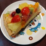 フルーツケーキファクトリー - 料理写真:タルトセゾン？(失念)
