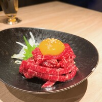 黒毛和牛焼肉 薩摩 牛の蔵 麻布十番店 - ユッケ