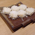 呼子活イカ 博多巻き串 燈 - 