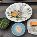 日本料理 TOBIUME - 天然物　5キロ虎河豚のお造りに自家製カラスミ◎