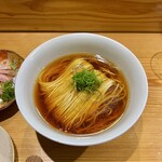 めん 呼白 - かけ醤油