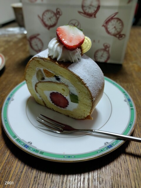 世界の洋菓子　グランパティスリー パティスリーグランディール (@patisserie_grandir_osaka