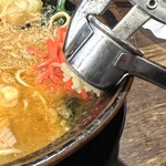 麺屋 伍利羅 - にんにくへずり