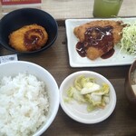 松屋食堂 - 料理写真:アジフライ1枚、小鉢コロッケ