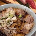 とやま鮨らーめん 空港店 - 