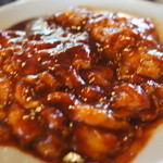 ろばたやき山ろく - 地鶏ホルモン焼き756円（数量限定）。こちらもあっという間になくなります。