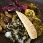 ろばたやき山ろく - 漬け物432円。