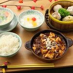 横浜中華街 梅蘭 金閣 - 