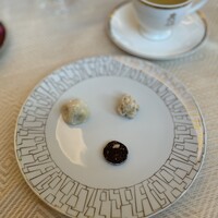 SALONE TOKYO - 