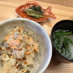 柚木元 - 食事（ご飯、香の物）