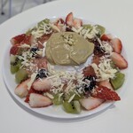 Greek Parlor - メリースノーストロベリー　1,850円