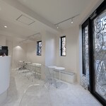 Greek Parlor - 店内