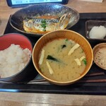 しんぱち食堂 - さば味噌煮定食（ご飯半盛）