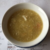 ホテルオークラレストラン新宿 中国料理 桃里 - 上海蟹とフカヒレのスープ
