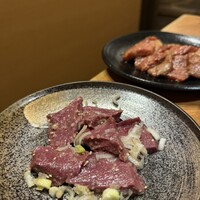 ホルモン焼肉 富や 栄店 - 