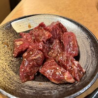 ホルモン焼肉 富や 栄店 - 