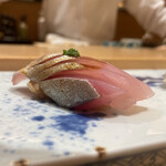 鮨 銀座おのでら 弟 - 縞あじ