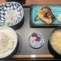 魚坐 - 