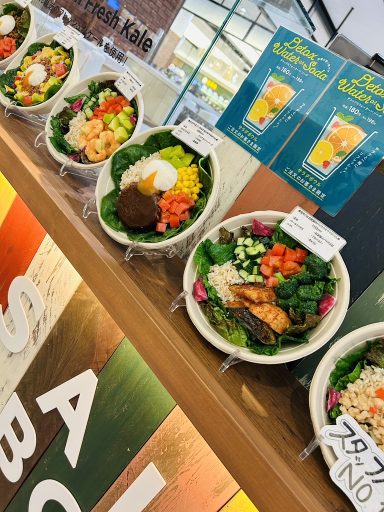 メニュー写真 : サラダボウル バイゴクゴク 横浜ワールドポーターズ店