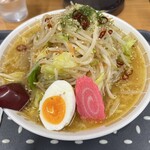 麺屋 へえべ - ボリューム満点の野菜ラーメン