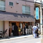 煮干鰮らーめん 圓 - 行列が絶えません