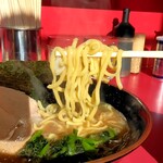 横浜ラーメン 相馬家 - 麺リフト