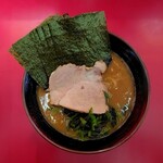 横浜ラーメン 相馬家 - 家系味噌並900円＋海苔増し100円