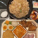 伝説のすた丼屋 - 