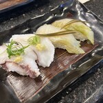 にぎり長次郎 - 握り4皿、巻物1皿
2090円