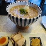 麺屋 八っすんば - 