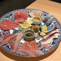 焼うおいし川  六本木凛華楼 - まるで宝石