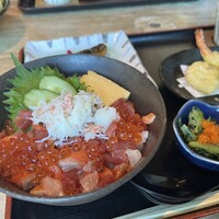 くし路 KITTE丸の内店 - 