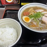 愛と情熱のらーめん屋 皐月亭 - こってり皐月ラーメン　ライス　ゲキ美味です　