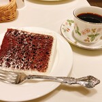カフェ 英國屋 - チョコシフォンセット