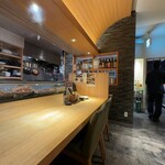 生つくねのお店 近江屋 熟成鶏十八番 - 店内