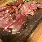 カフェ&バー ドンデンガエシ - 