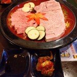 すずや - おまかせコース ￥8,800(写真は4人前)  写真の他にサラダ、ライス、味噌汁がついています。