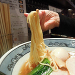 藤堂 - 細麺啜る