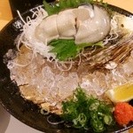 旬彩坐 立山 - 岩ガキ造り