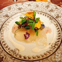 La maison du caviar 17℃ - カリフラワーのムースが下に隠れていて絶品です