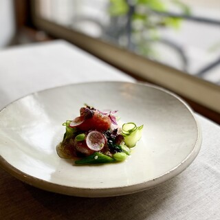 Restaurant MONTÉE_2