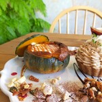 Cafe Luire - 坊っちゃんかぼちゃのカラメルパンプキンチーズケーキ　丸ごとかぼちゃを使ったチーズケーキ　美味しかった♡
