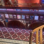 OVERWHELM HAMBURGER & BAR STAND - 