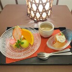 元湯 玉川館 - レアチーズケーキ　林檎コンポート　和紅茶プリン　水菓子