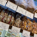 菓子工房シュヴァリエ - 内観