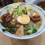 桂花ラーメン 新橋虎ノ門店 - 太肉麺＋赤マー油