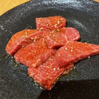 ホルモン焼肉 富や 栄店 - 